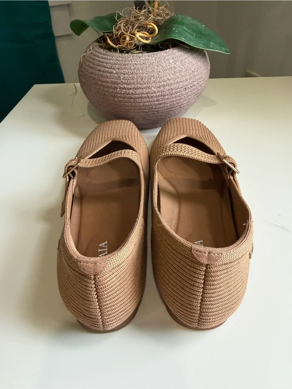 VIVAIA Margot Mary Jane Square Toe Flats - Nutmeg / Beige (Size EU 37 / US 6.5)